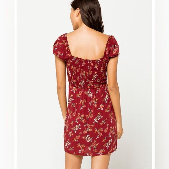 SKY AND SPARROW FLORAL Smocked Peasant Burgundy Dress-SIZE SMALL NWT - Picture 2 of 7